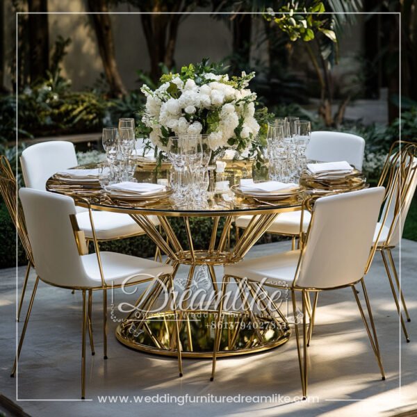 Stylish And Grand Mirrored Glass Dining Table, Ideal For High-End Venues