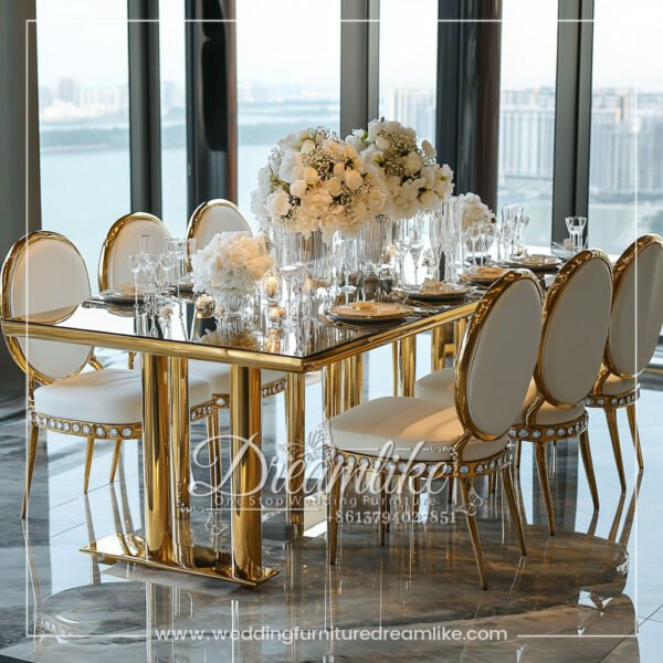 White Romantic Wedding Mirror Gold Banquet Table